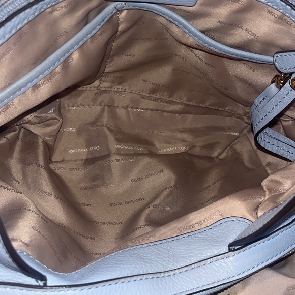 Michael Kors Raven Light Blue Pebbled Leather Large Shoulder Bag - Picture 6 of 13